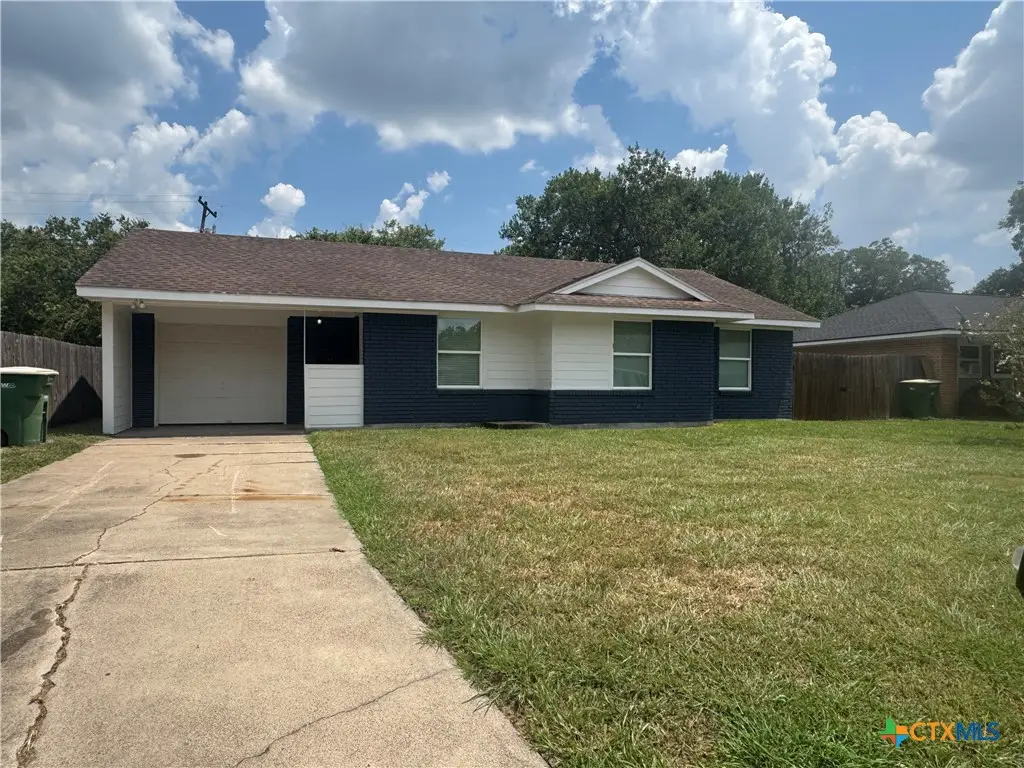 1708 Alamo Drive, Victoria, TX 77901 - Image #1