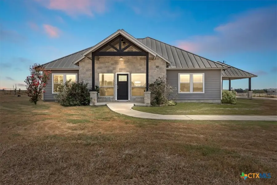 475 County Road 240, Gonzales, TX 78629 - Image #2