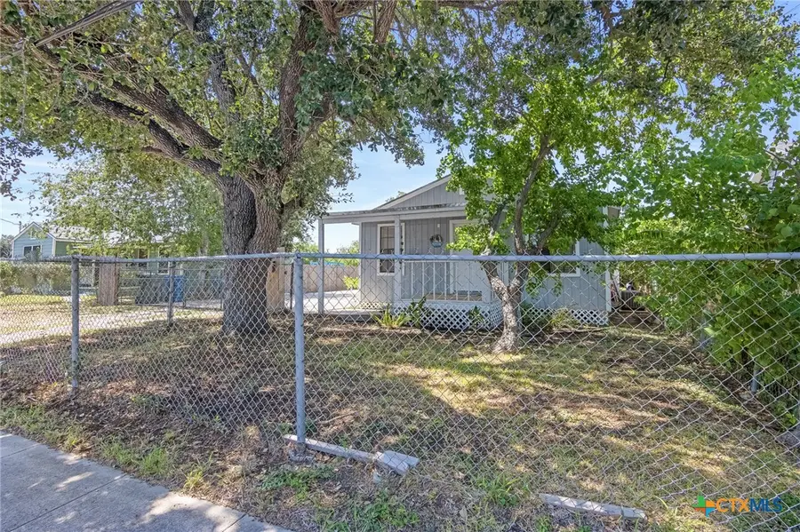 4633 Evelyn Street, Corpus Christi, TX 78415 - Image #2