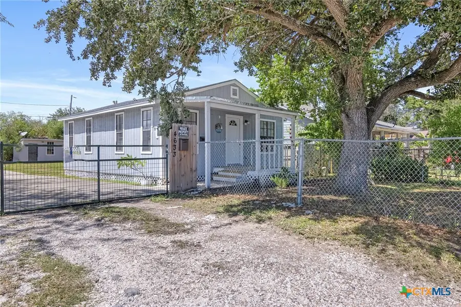 4633 Evelyn Street, Corpus Christi, TX 78415 - Image #3