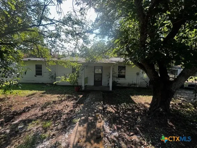 228 N Carroll Drive, Gatesville, TX 76528 - Image #2