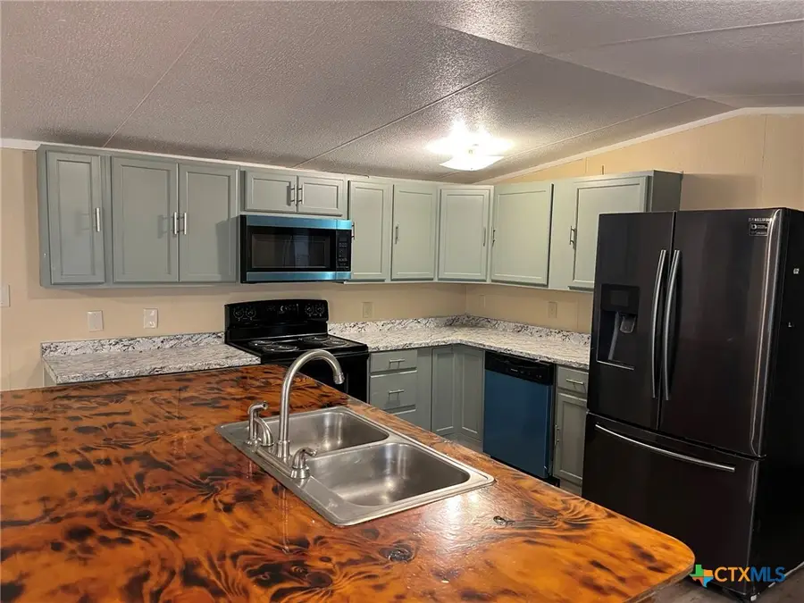 622 Squires Row, Canyon Lake, TX 78133 - Image #3