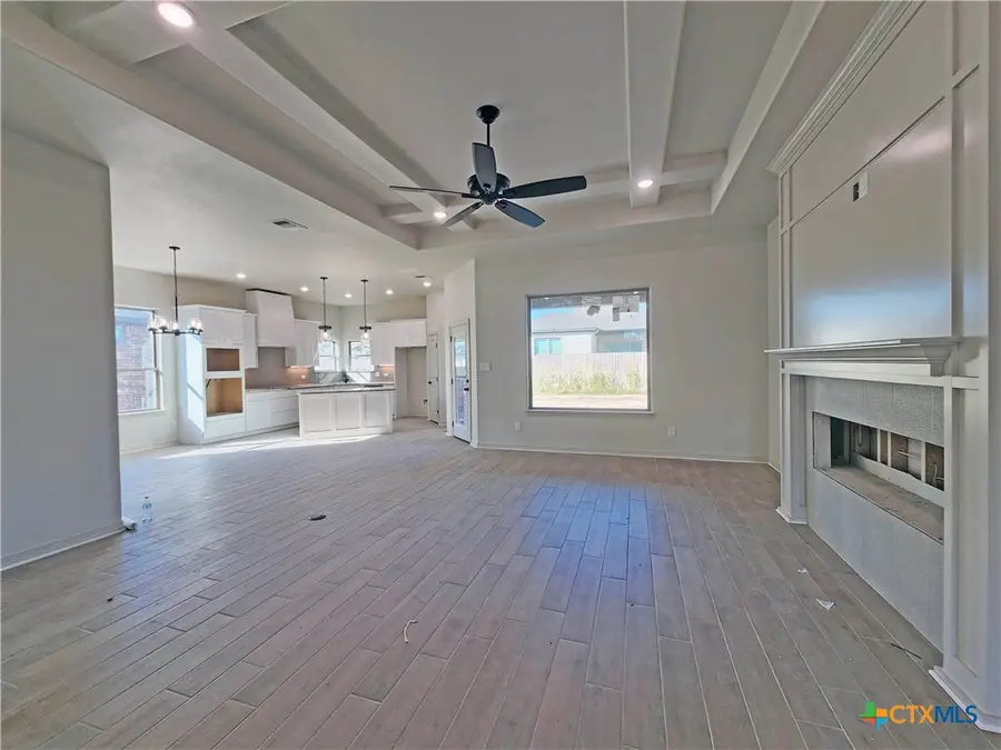 712 Eagle Claw Drive, Salado, TX 76571 - Image #2