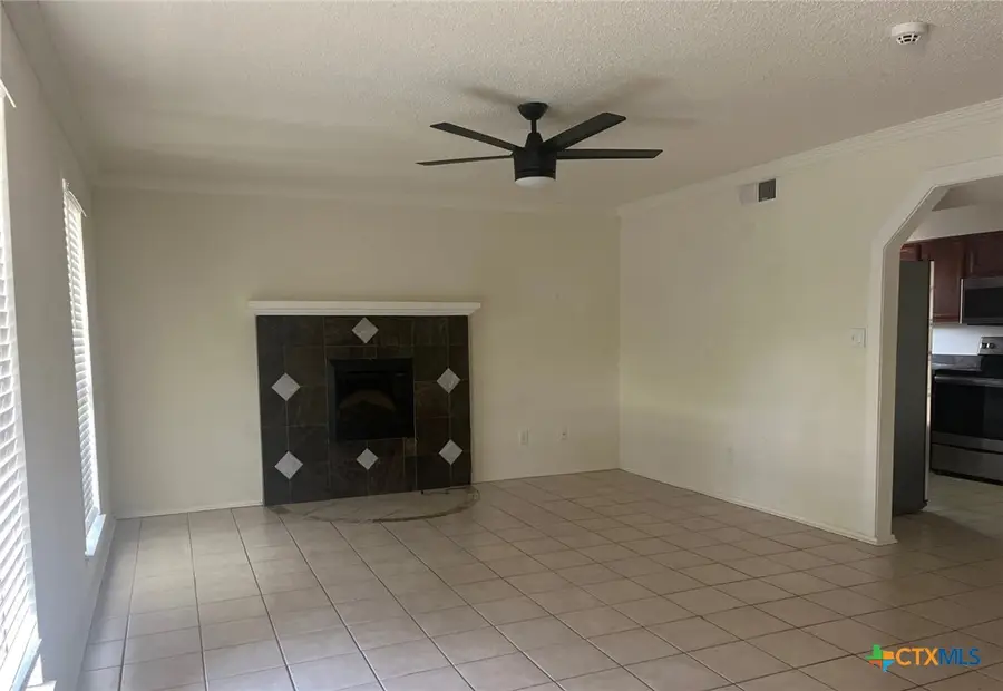 1701 Bobby Lee Drive, Killeen, TX 76549 - Image #2