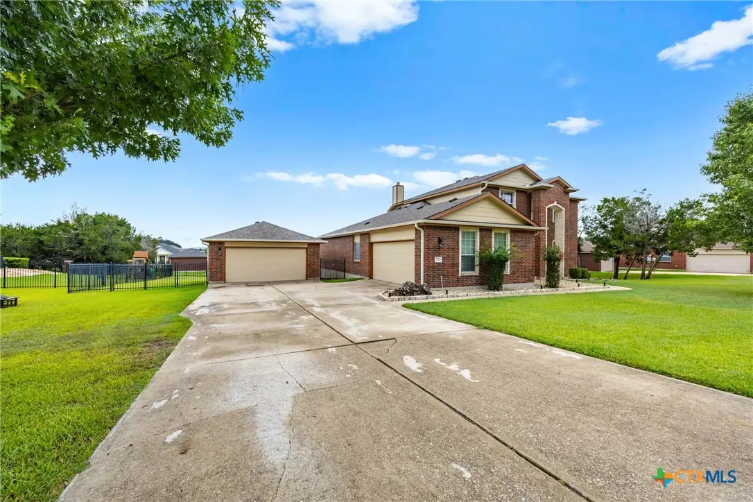 2011 Sandy Point Road, Harker Heights, TX 76548 - Image #1