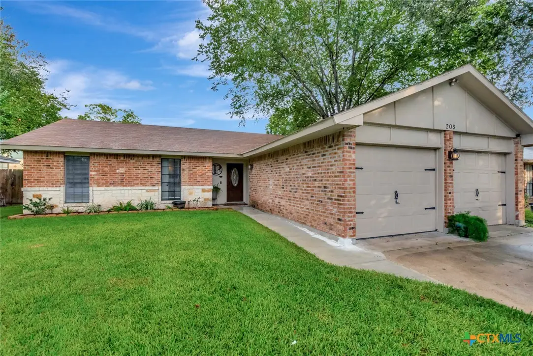 205 Monterrey Drive, Victoria, TX 77904 - Image #1