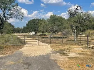 556 Krueger Canyon, New Braunfels, TX 78132