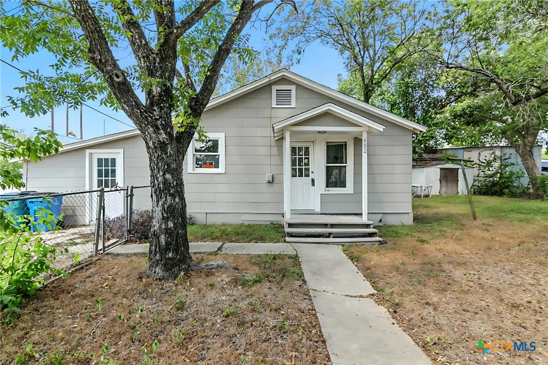 402 Michna Street, Seguin, TX 78155 - Image #1