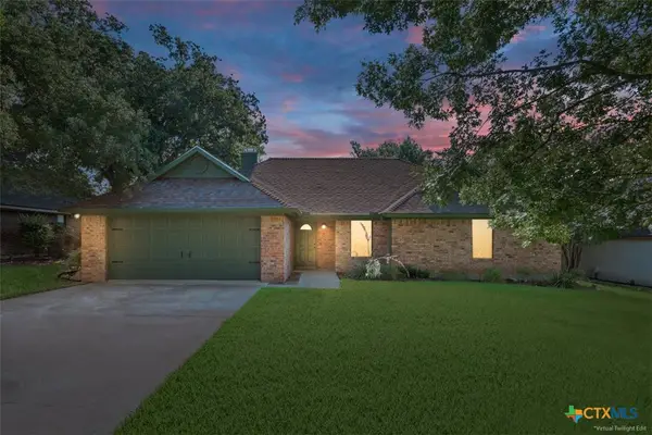 3006 Red Oak Drive, Belton, TX 76513
