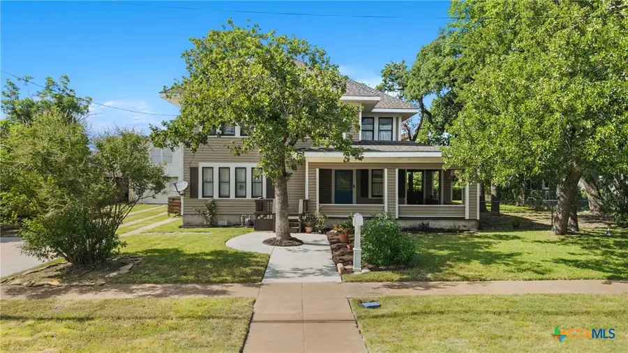 1009 E Leon Street, Gatesville, TX 76528 - Image #2