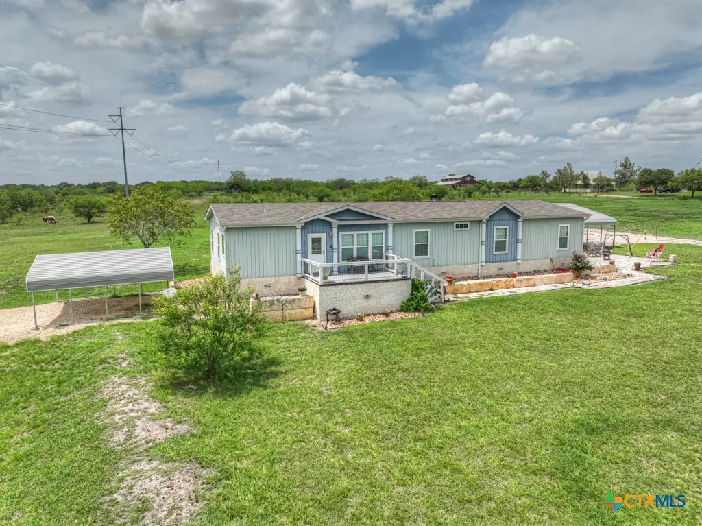 714 Union Wine Rd, New Braunfels, TX 78130 - Image #1