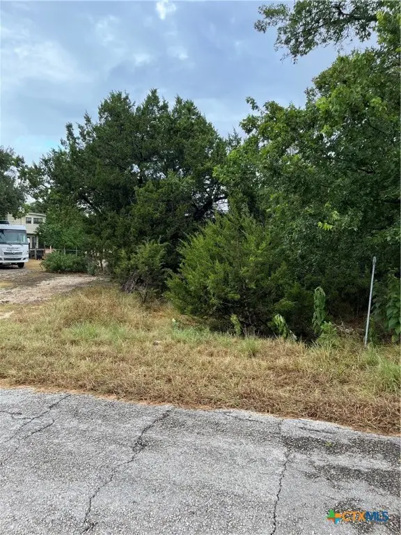 1051 Somerset, Canyon Lake, TX 78133 - Image #3