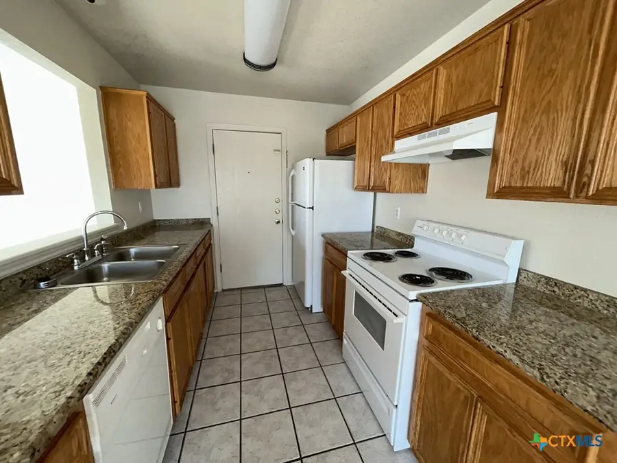 915 Mcdaniel Circle, Killeen, TX 76543 - Image #2