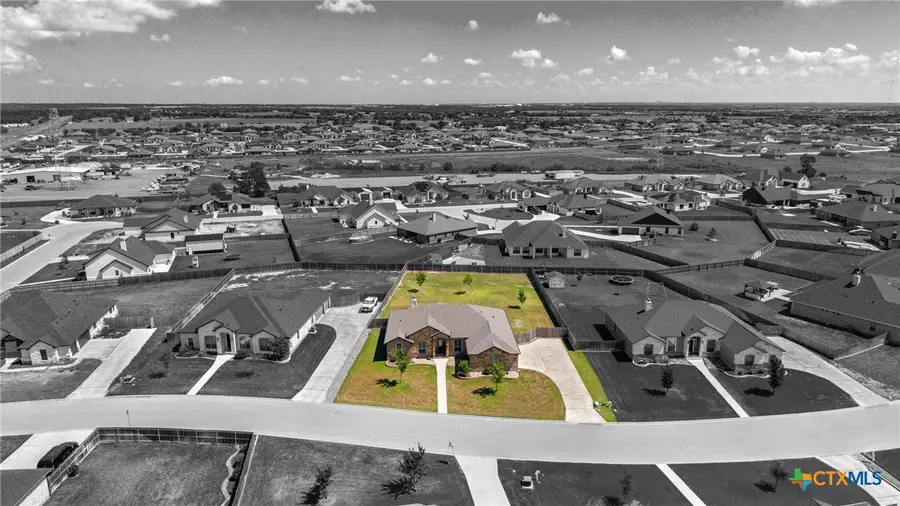 5513 Hollow Loop, Salado, TX 76571 - Image #2