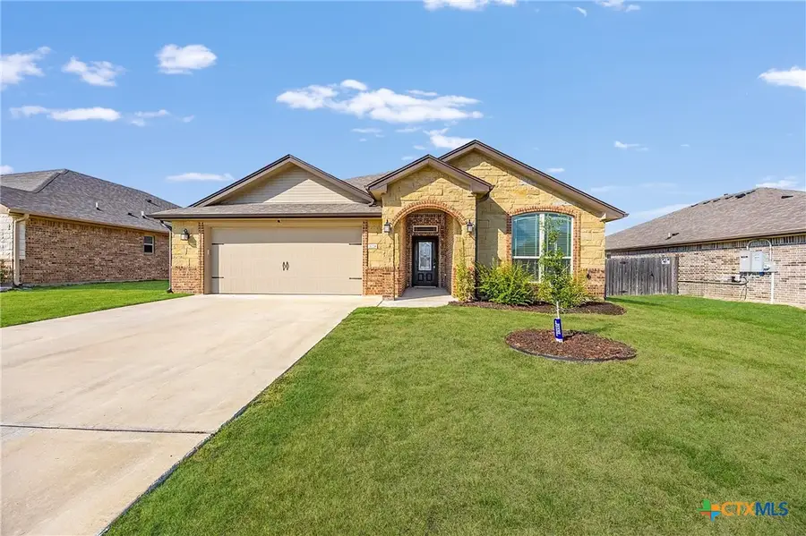 3220 Victoria Meadow Drive, Belton, TX 76513 - Image #2
