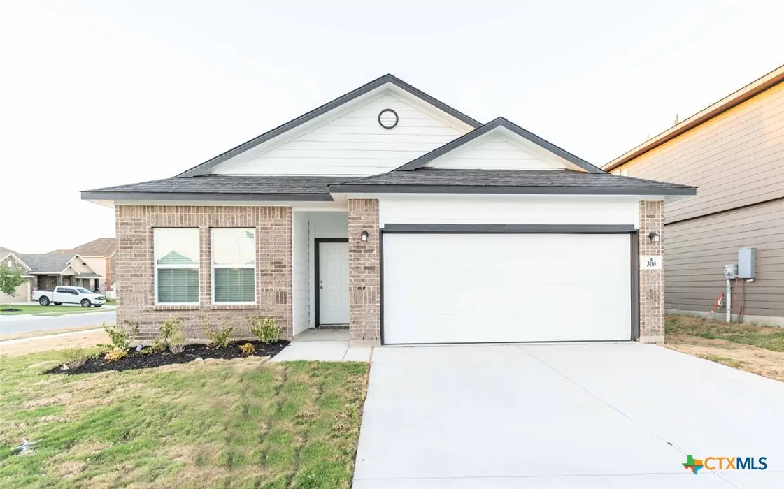 300 Jills Path, Seguin, TX 78155 - #1