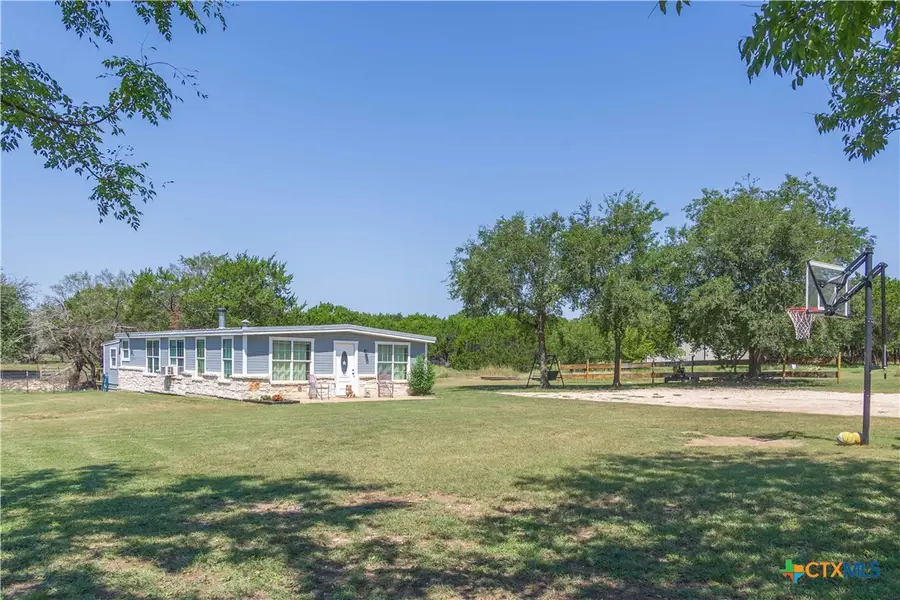 122 Homestead Drive, Gatesville, TX 76528 - Image #2