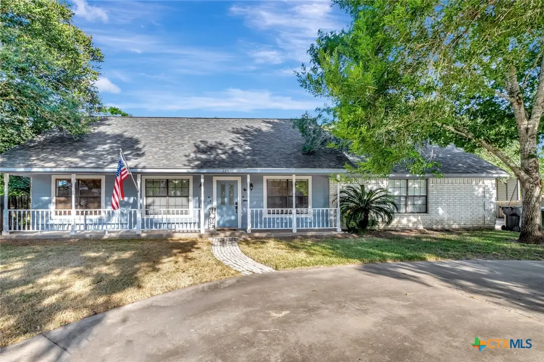 225 Kirkwall Street, Victoria, TX 77904 - Image #1