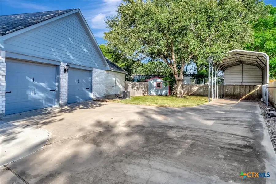 225 Kirkwall Street, Victoria, TX 77904 - Image #3