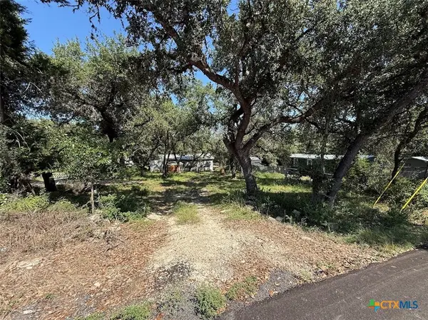 107 Deer Oak, Canyon Lake, TX 78133