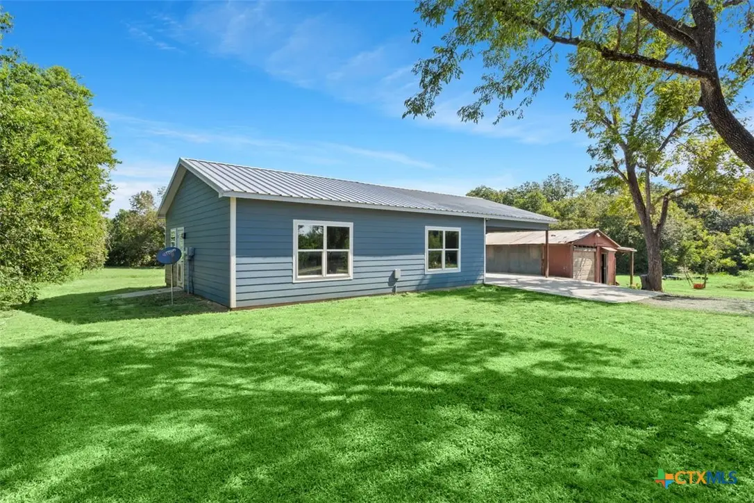 1002 E Lynn Street, Little River Academy, TX 76554 - Image #1