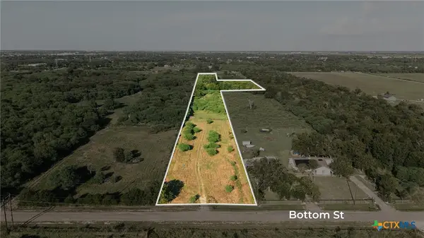 2777 Bottom Street, Victoria, TX 77901