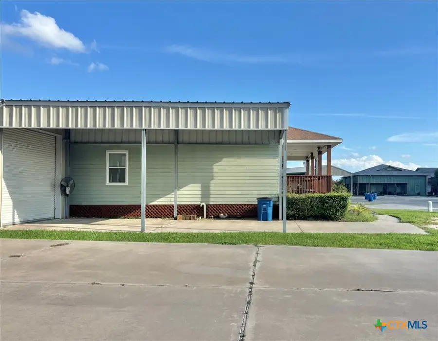 193 Coastal Oaks Loop, Port Oconnor, TX 77982 - Image #2