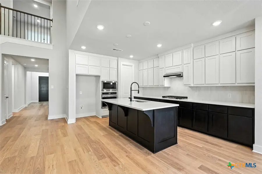 8105 Chalk Trace, Schertz, TX 78154 - Image #2