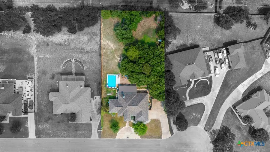 3917 Walden Creek Crossing, Harker Heights, TX 76548 - Image #2