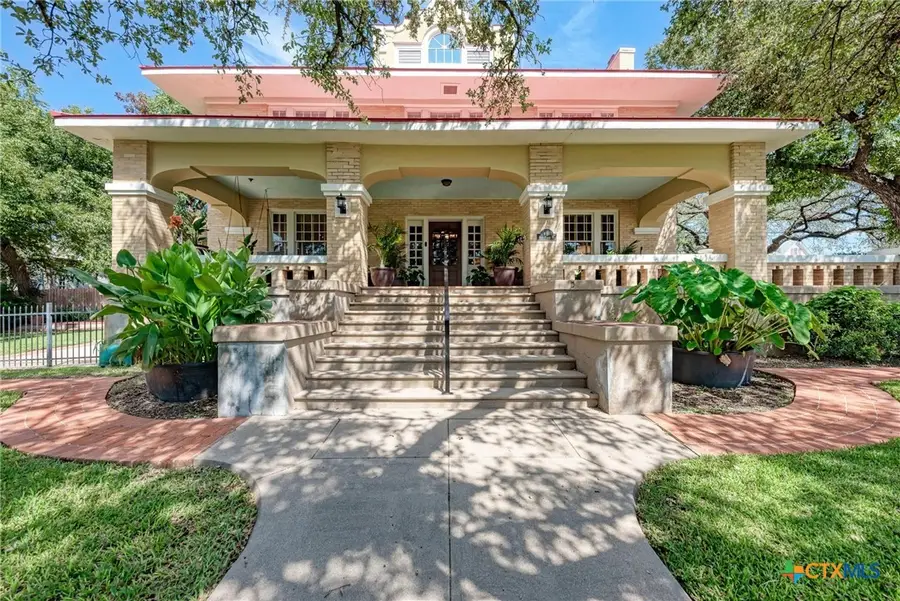 401 W 4th Street, Lampasas, TX 76550 - Image #2