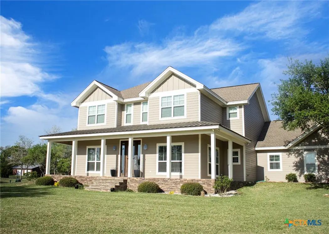 1572 County Road 134, Hallettsville, TX 77964 - #1