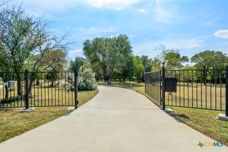 299 White Oak Drive, Killeen, TX 76549 - Image #2