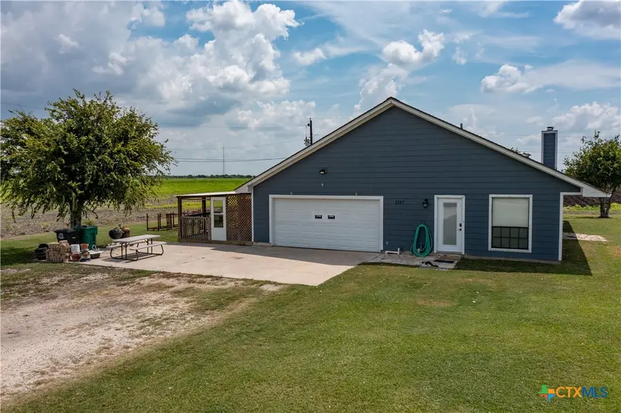 2507 Boyd Road, Port Lavaca, TX 77979 - Image #3
