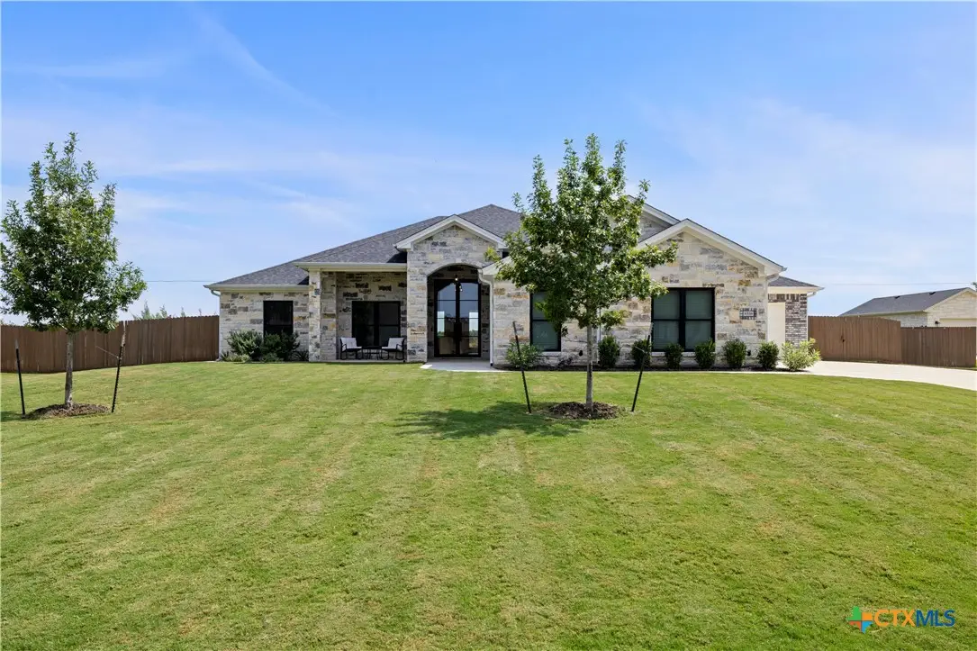8538 Spring Creek Loop, Salado, TX 76571 - Image #1