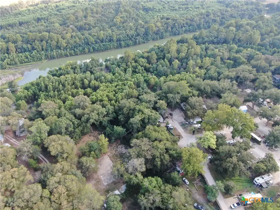 285 Catfish Johns Road, Gonzales, TX 78629 - Image #3