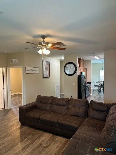 103 Retama Road, Refugio, TX 78377 - Image #3