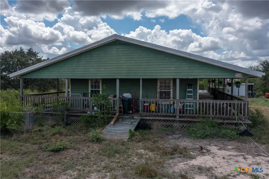 6611 Tigre Road, Beeville, TX 78102 - Image #3