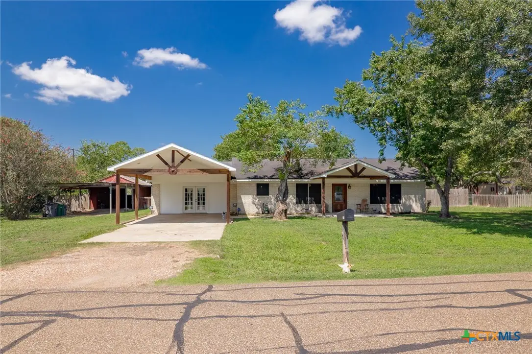 712 Edinburgh Street, Victoria, TX 77904 - Image #1