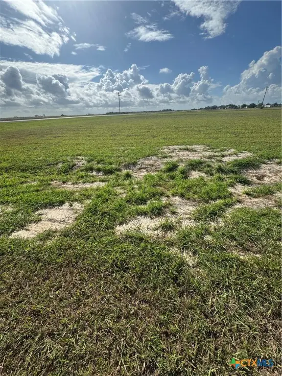 103 Golden Glow Street, Victoria, TX 77905 - Image #2