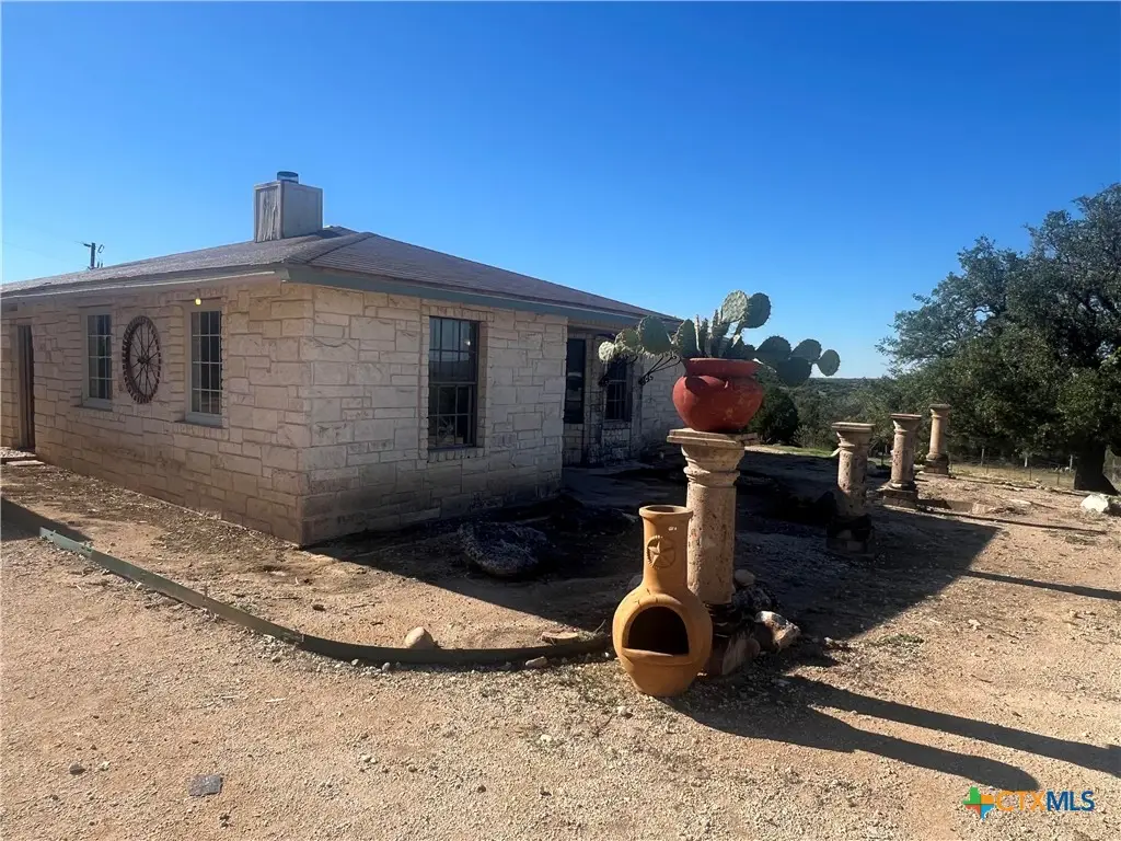 20239 Stillman Valley Road, Florence, TX 76527 - Image #1