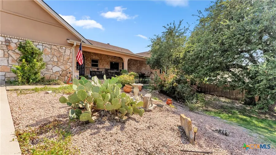 306 Alexander Avenue, Burnet, TX 78611 - Image #2