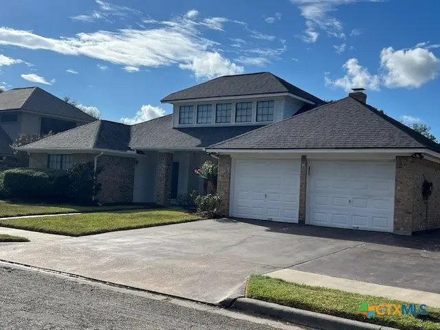 607 Brocton Street, Victoria, TX 77904 - Image #2