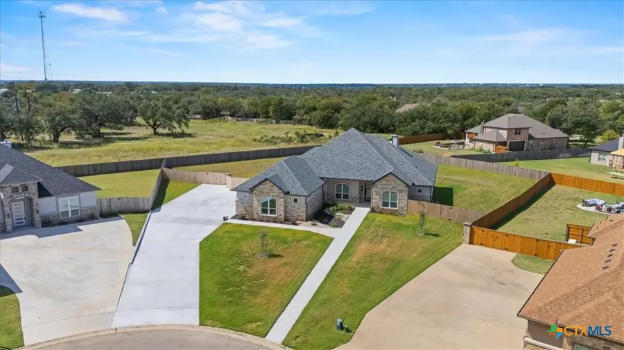 112 Vista De Luna Lane, Belton, TX 76513 - Image #2