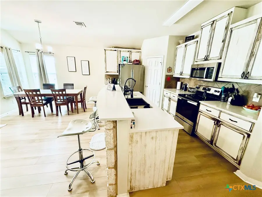 109 Salas Drive, San Marcos, TX 78666 - Image #3