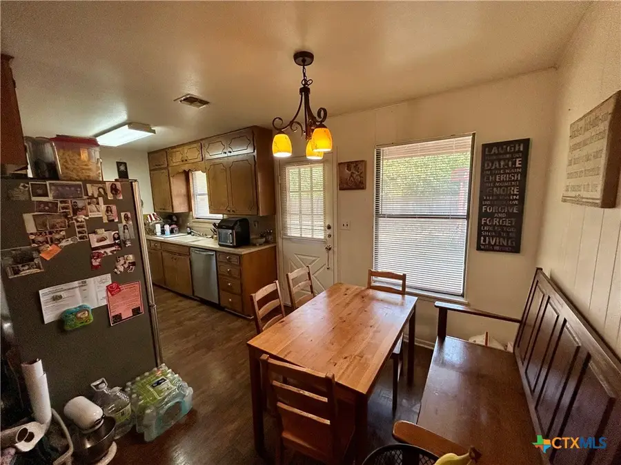 198 West Street #A & B, New Braunfels, TX 78130 - Image #3