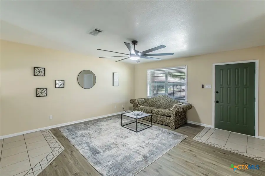 400 Bridge Street, Gatesville, TX 76528 - Image #2