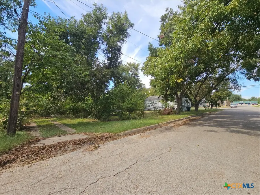 1001 S 29th Street, Temple, TX 76504 - Image #2