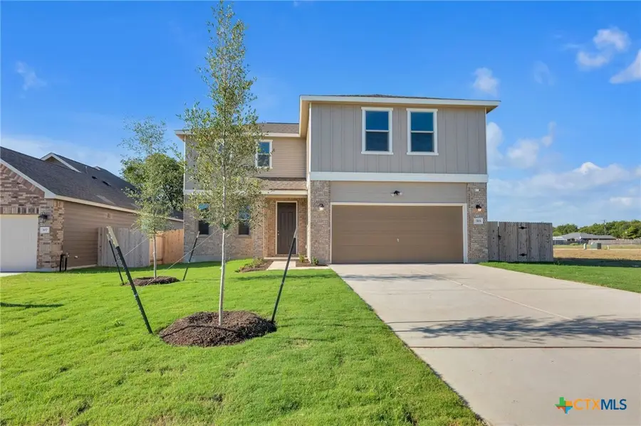 703 Ryan Street, Belton, TX 76513 - Image #2