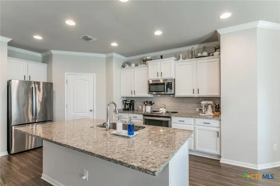 611 Hawks Shadow Drive, Temple, TX 76502 - Image #3