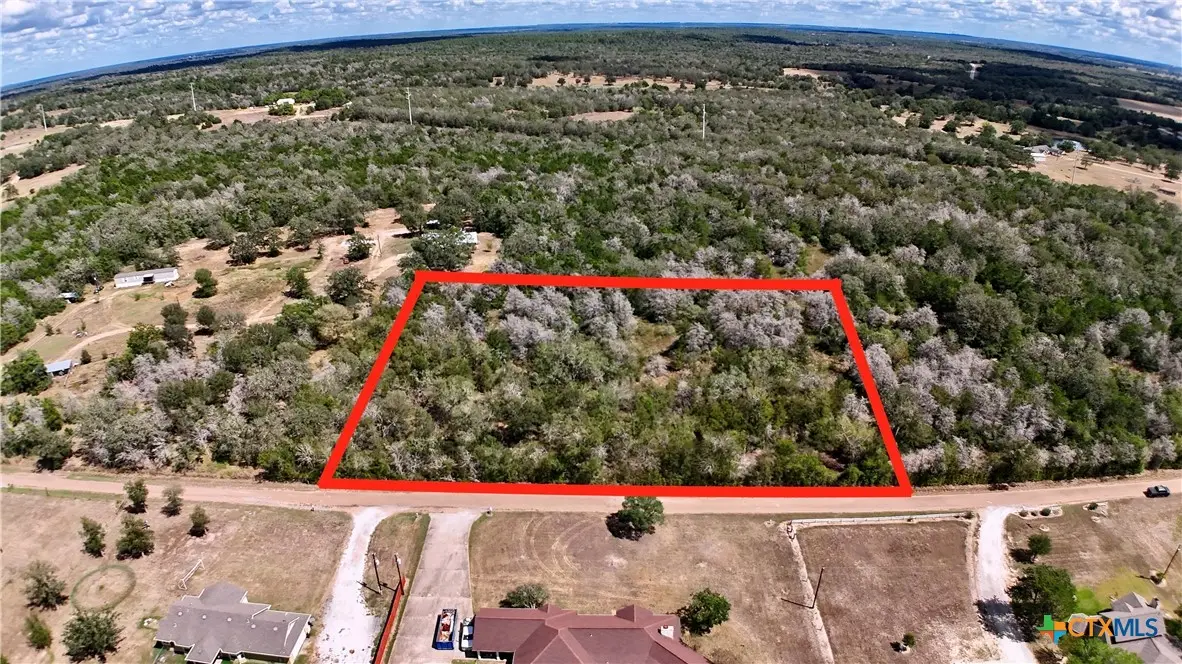404 N Raymond Road, La Grange, TX 78945 - Image #1